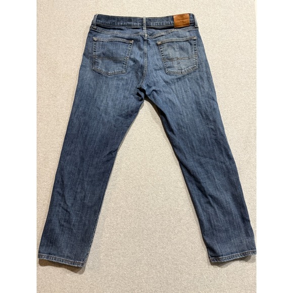Lucky Brand Jeans Mens 38x32 221 Original Straight Denim Blue Jeans - Picture 5 of 14
